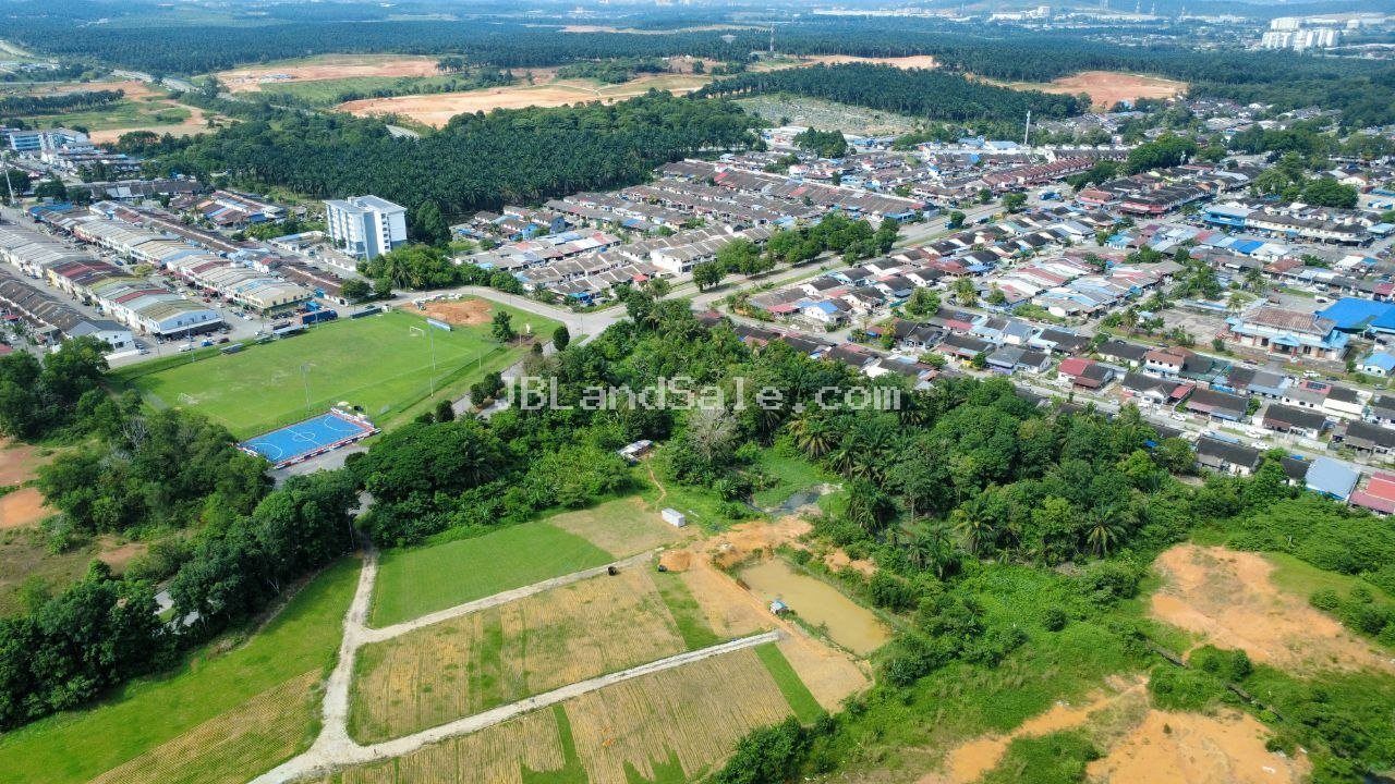 Senai Town Commercial Land for Sale — Jalan Murni, Matured Township, 2.62 Acres